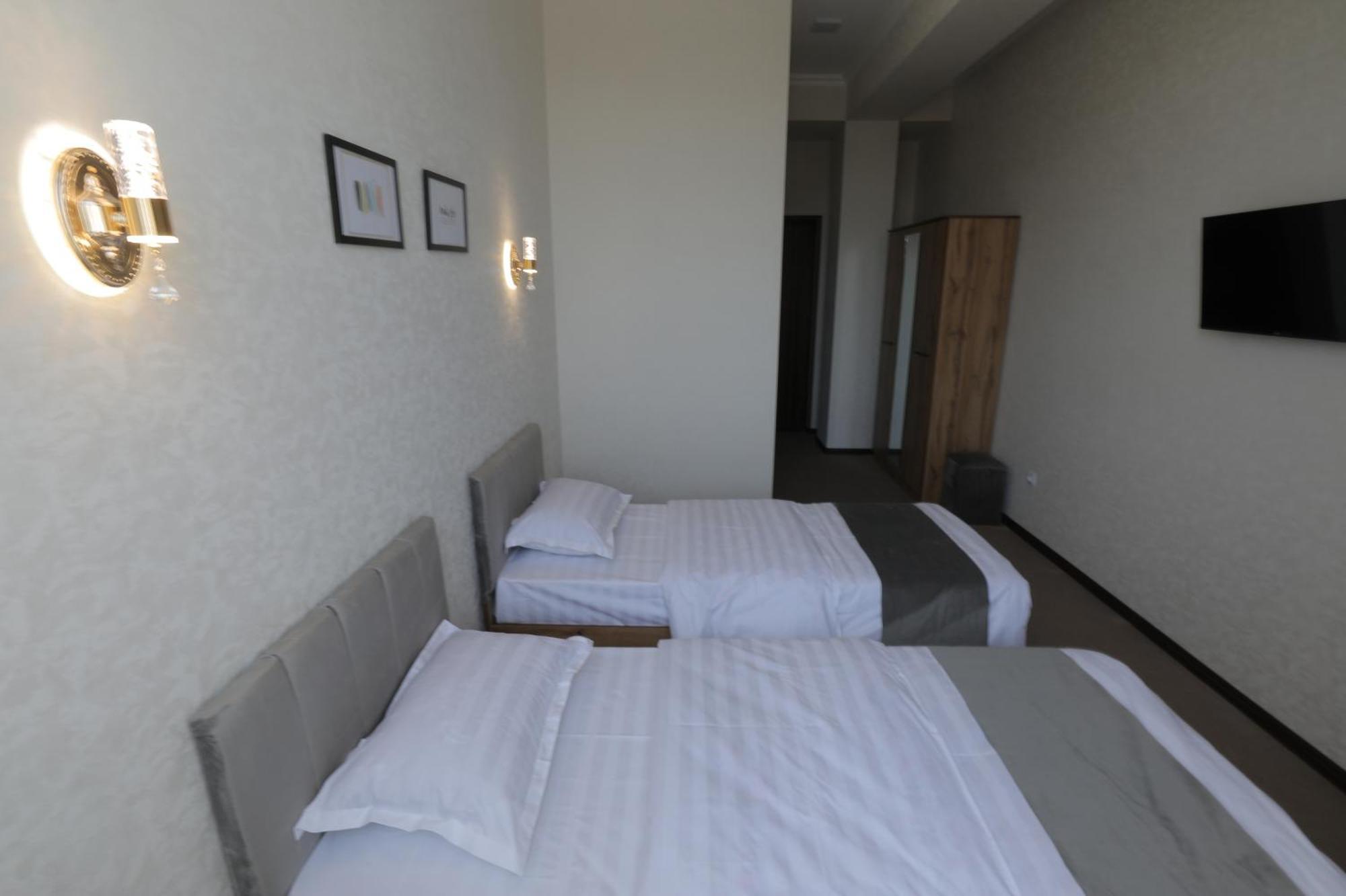 Resident Hotel Taškent Exteriér fotografie