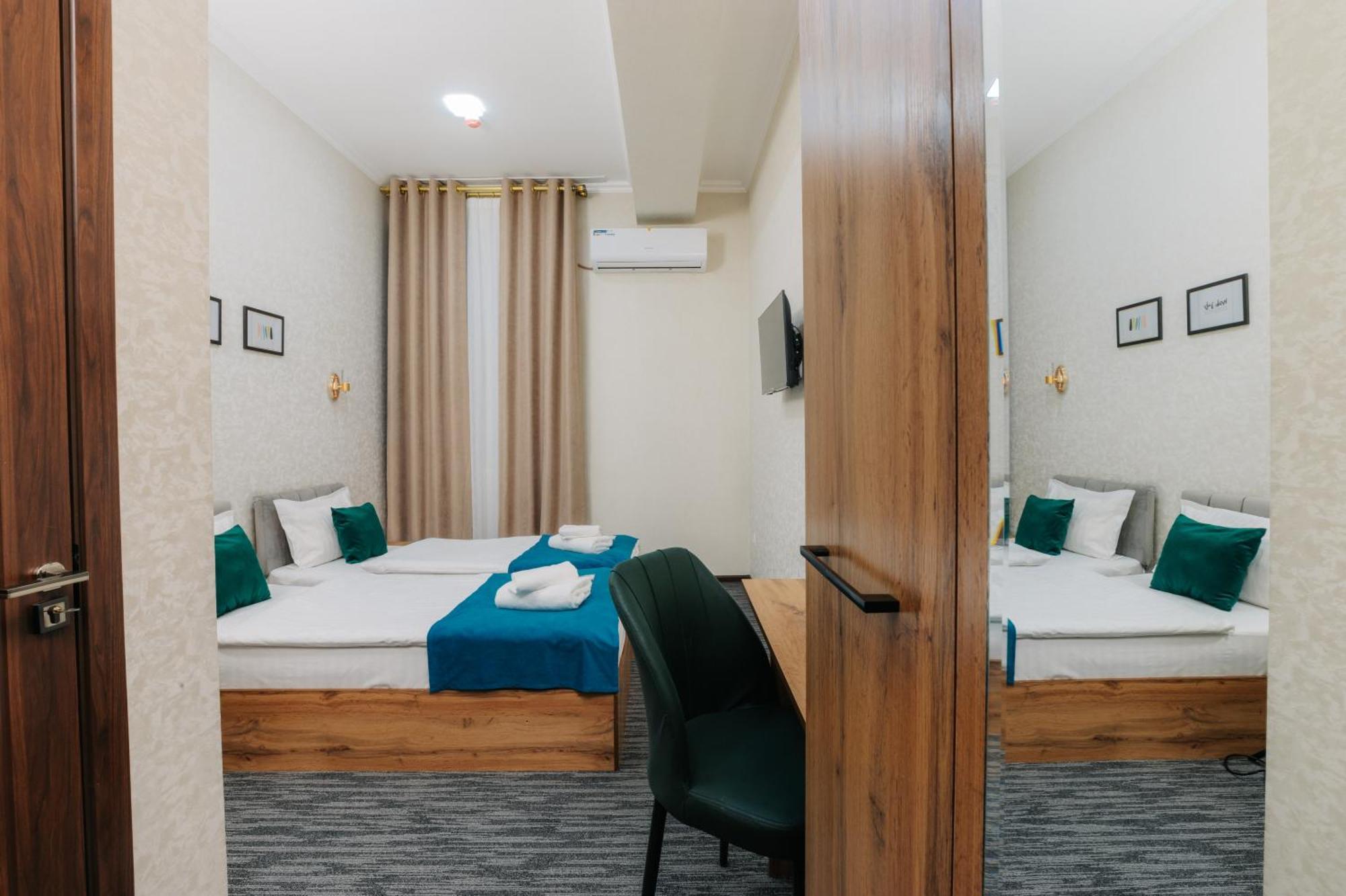 Resident Hotel Taškent Exteriér fotografie